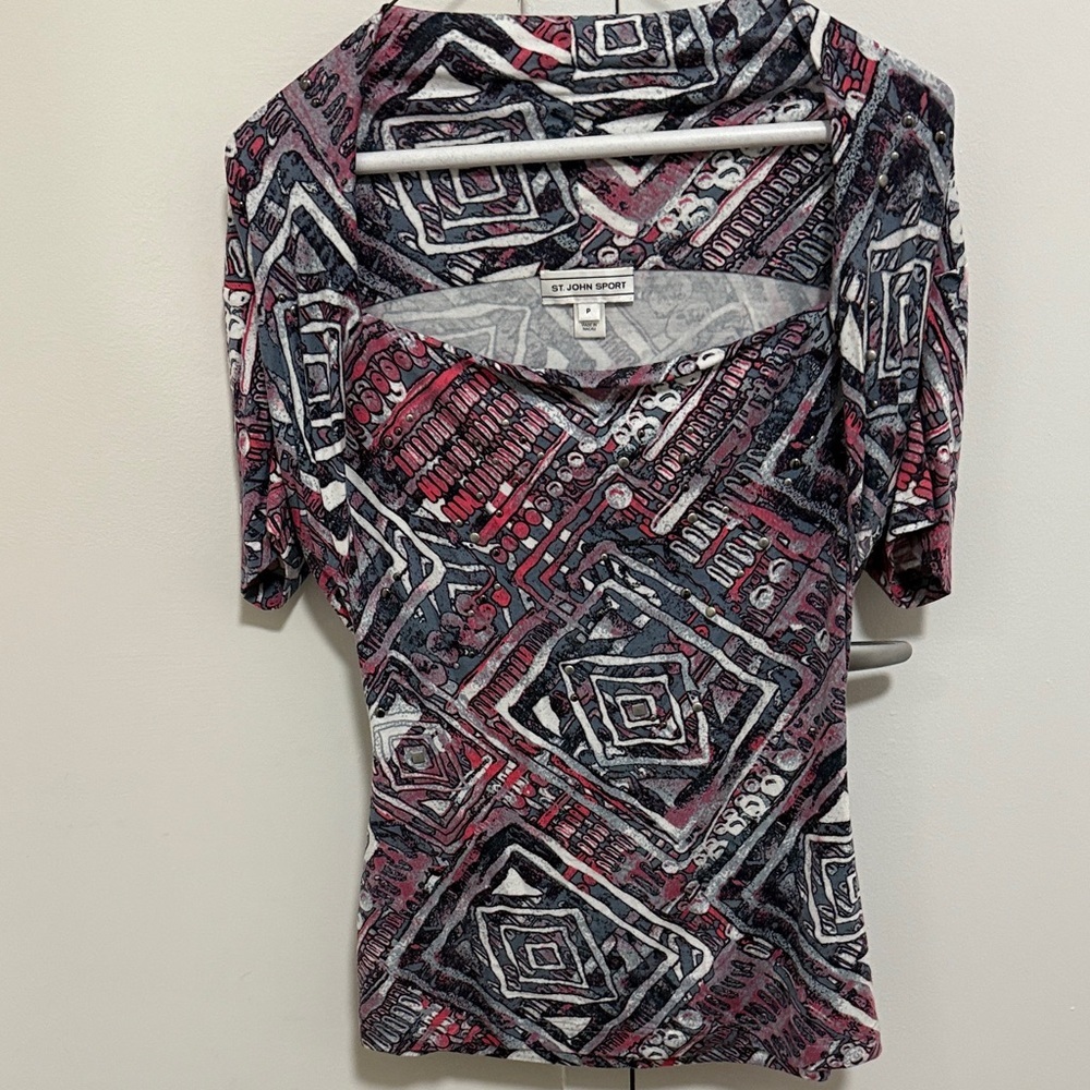 St.John Sport Graphic Print Short Sleeve Top with Square Neckline.& Studs.